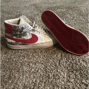 Nike High top sneaker